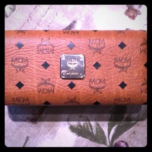 MCM hard case